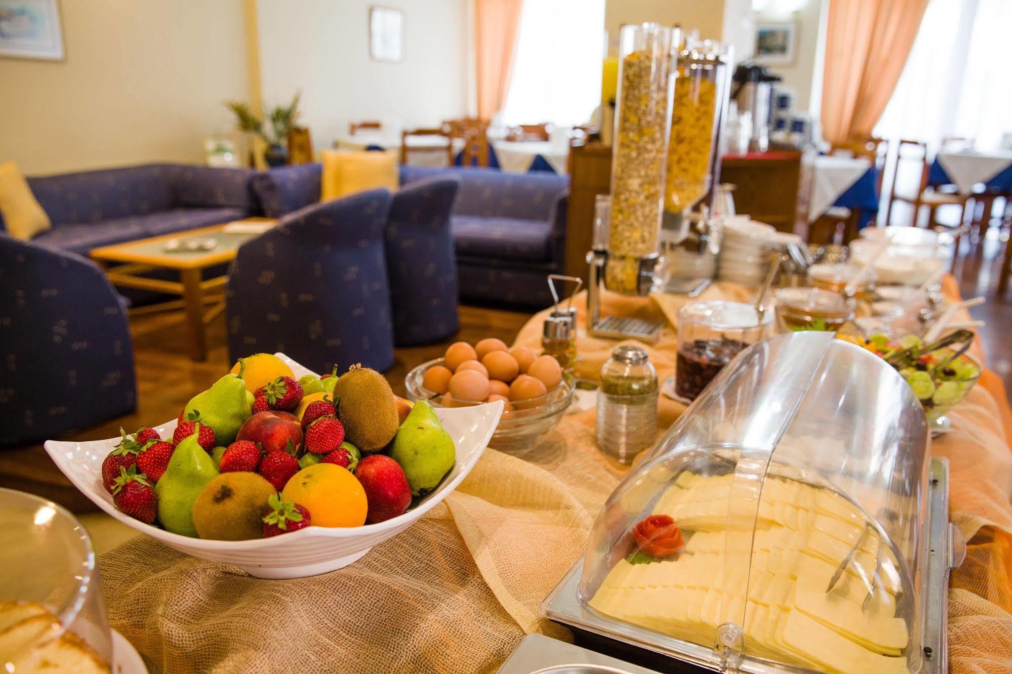 Astali Hotel 3*