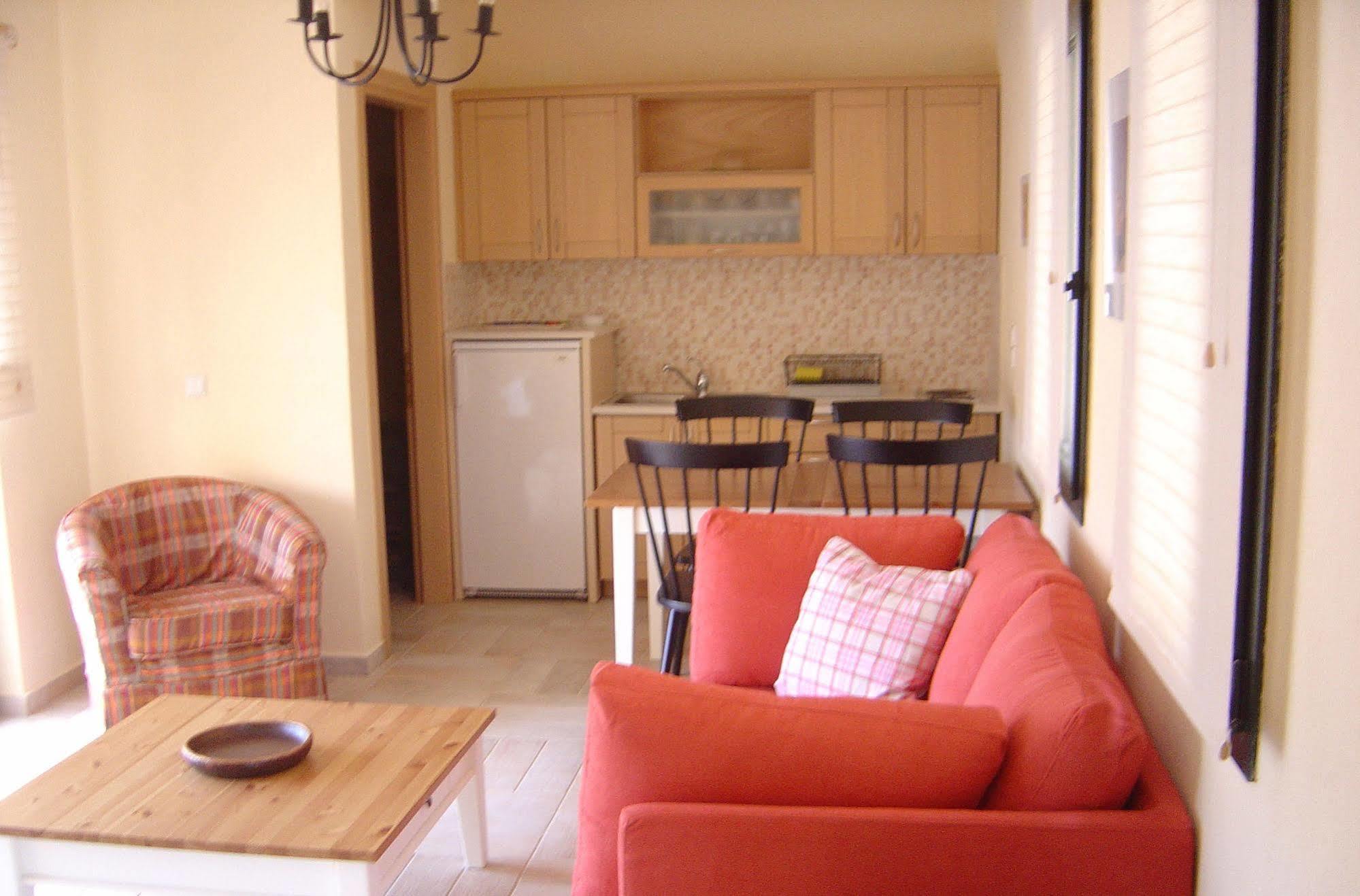 Aparthotel Helen's 11 Boutique Achladies (Skiathos)