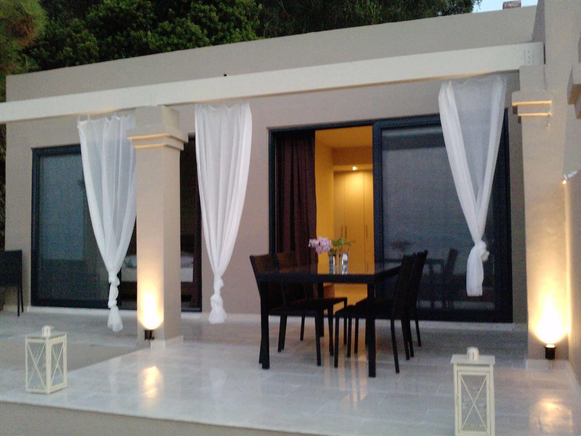 Hotel Palms And Spas Retreat Mesongi