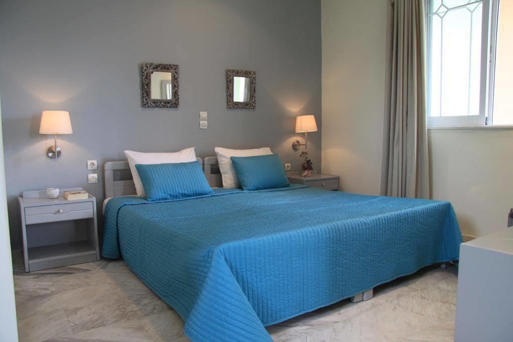 Life Apartment Agia Marina (Crete)