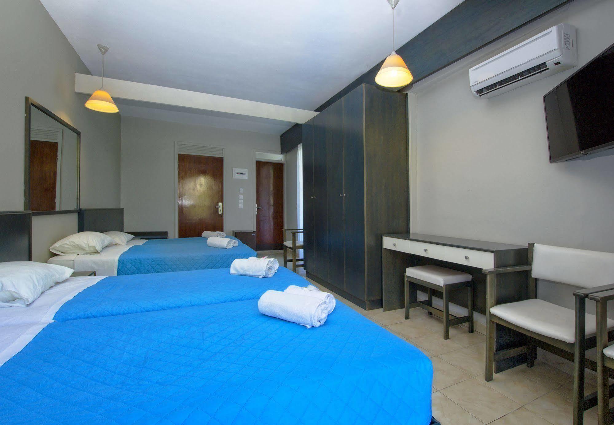 Lito Hotel 3*