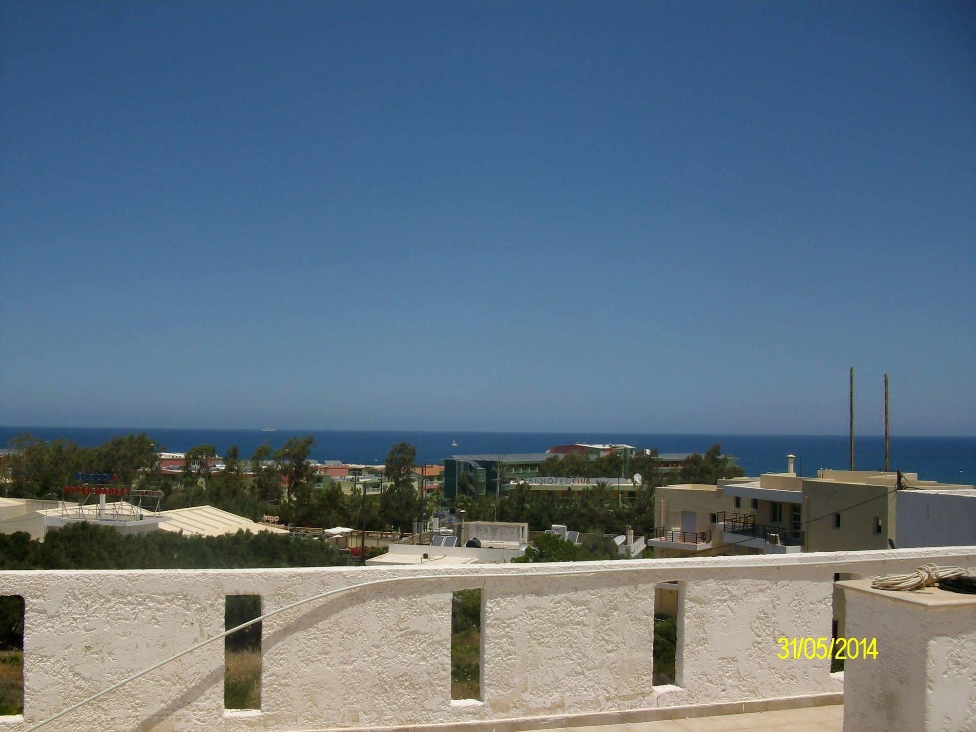 Hotel Krits 3*