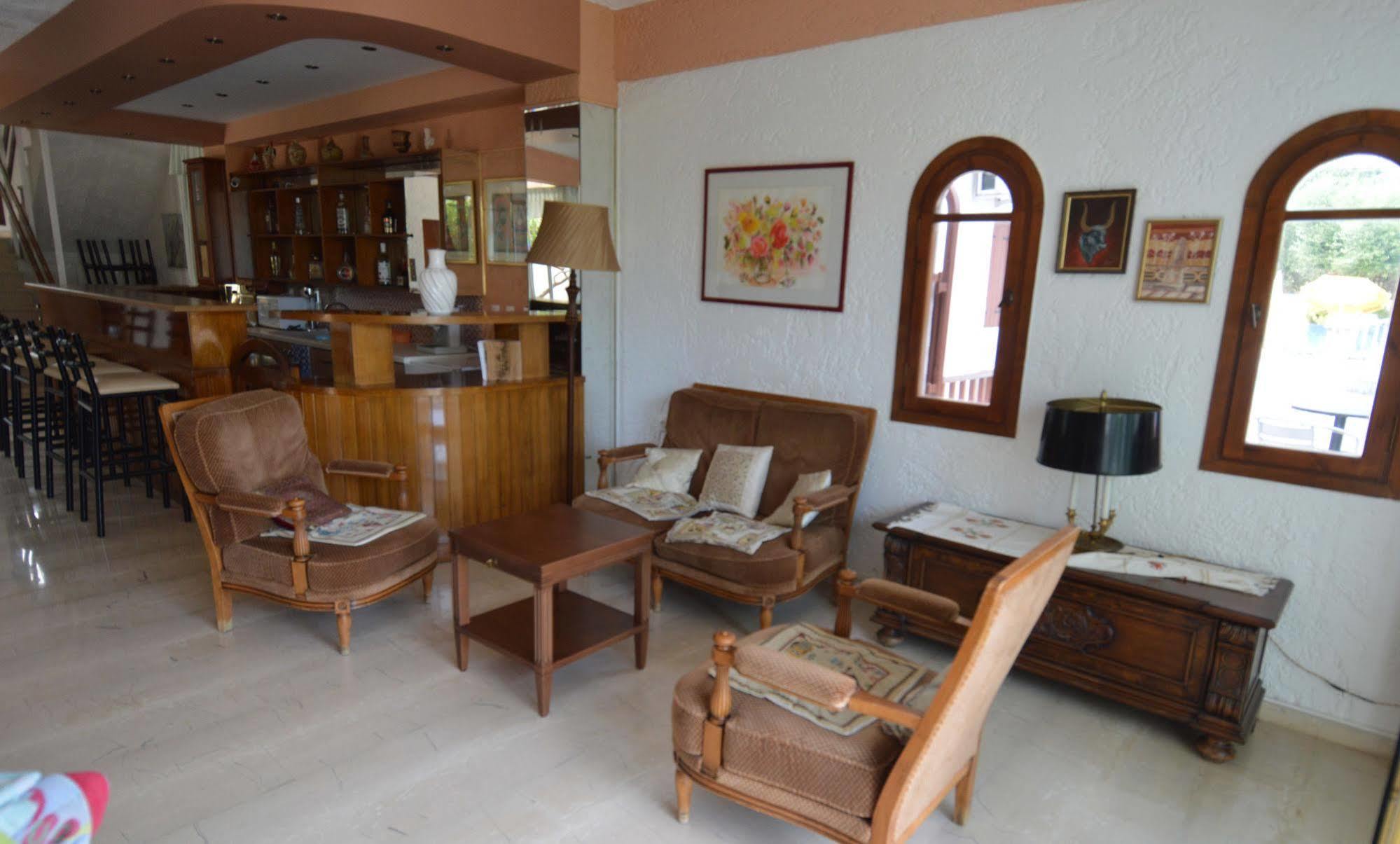 Krits Hotel 3*