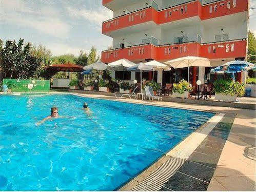 Aparthotel Knossos