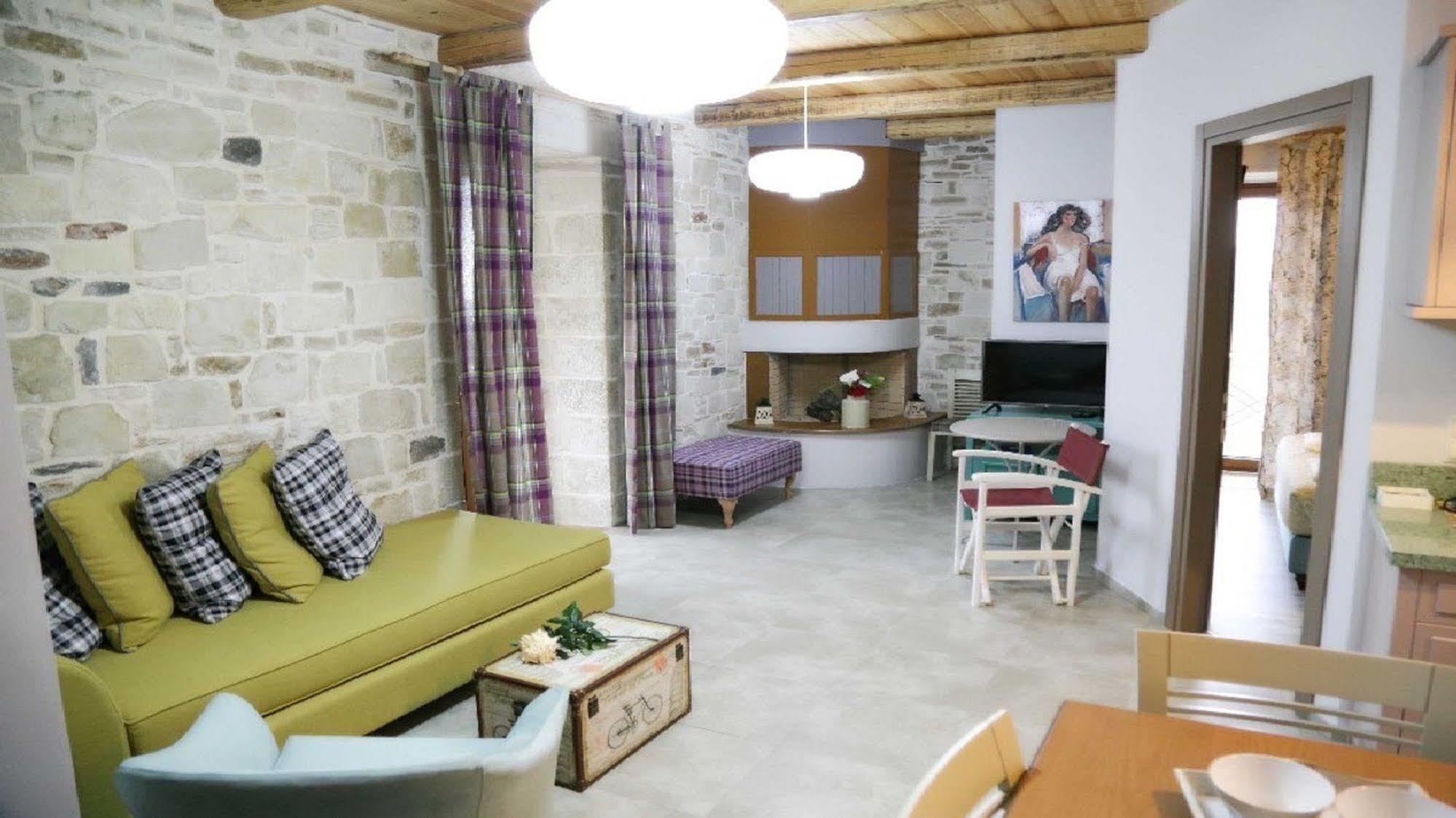 Asion Lithos Apartment *