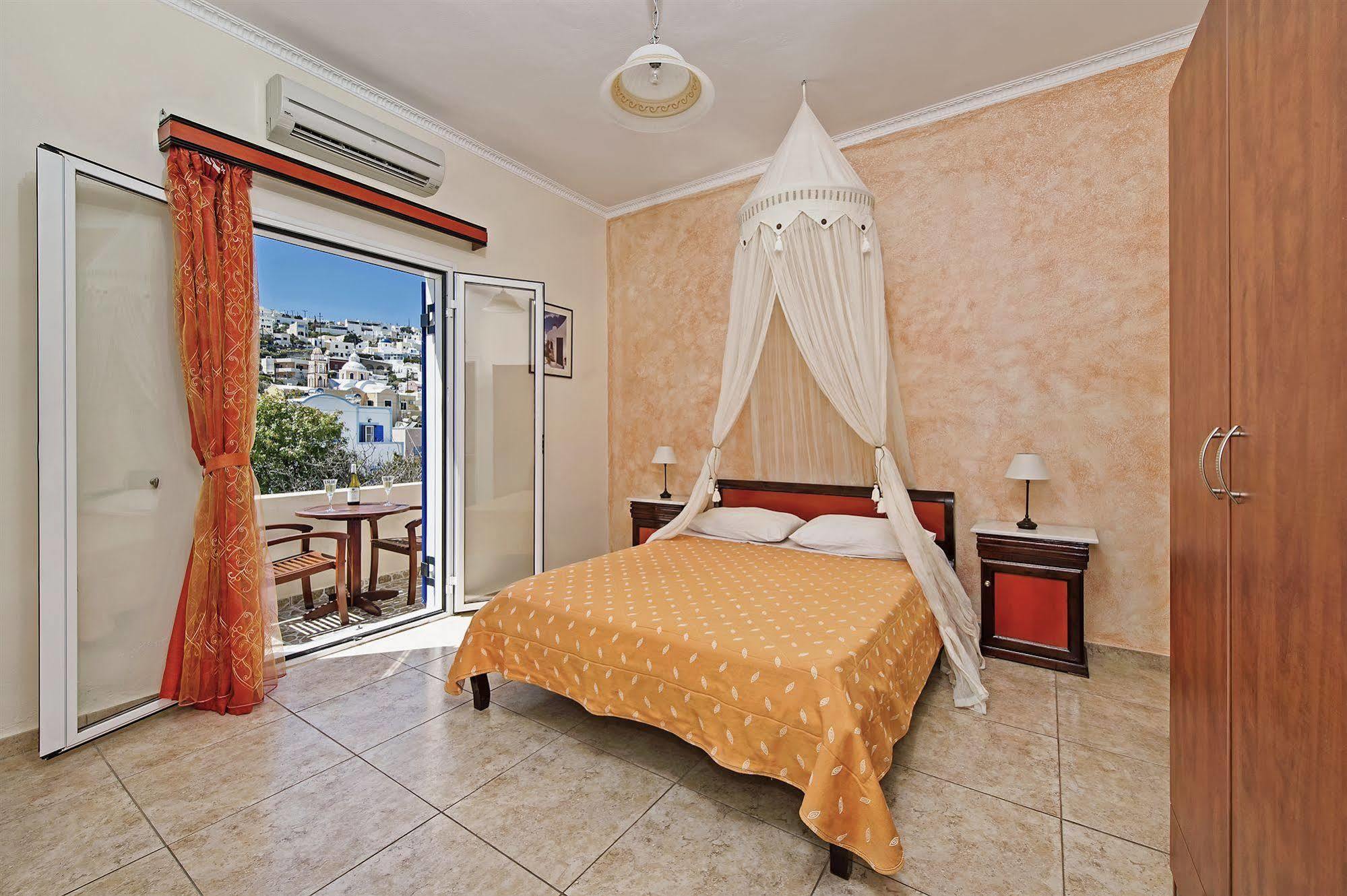 Hotel Alizea &