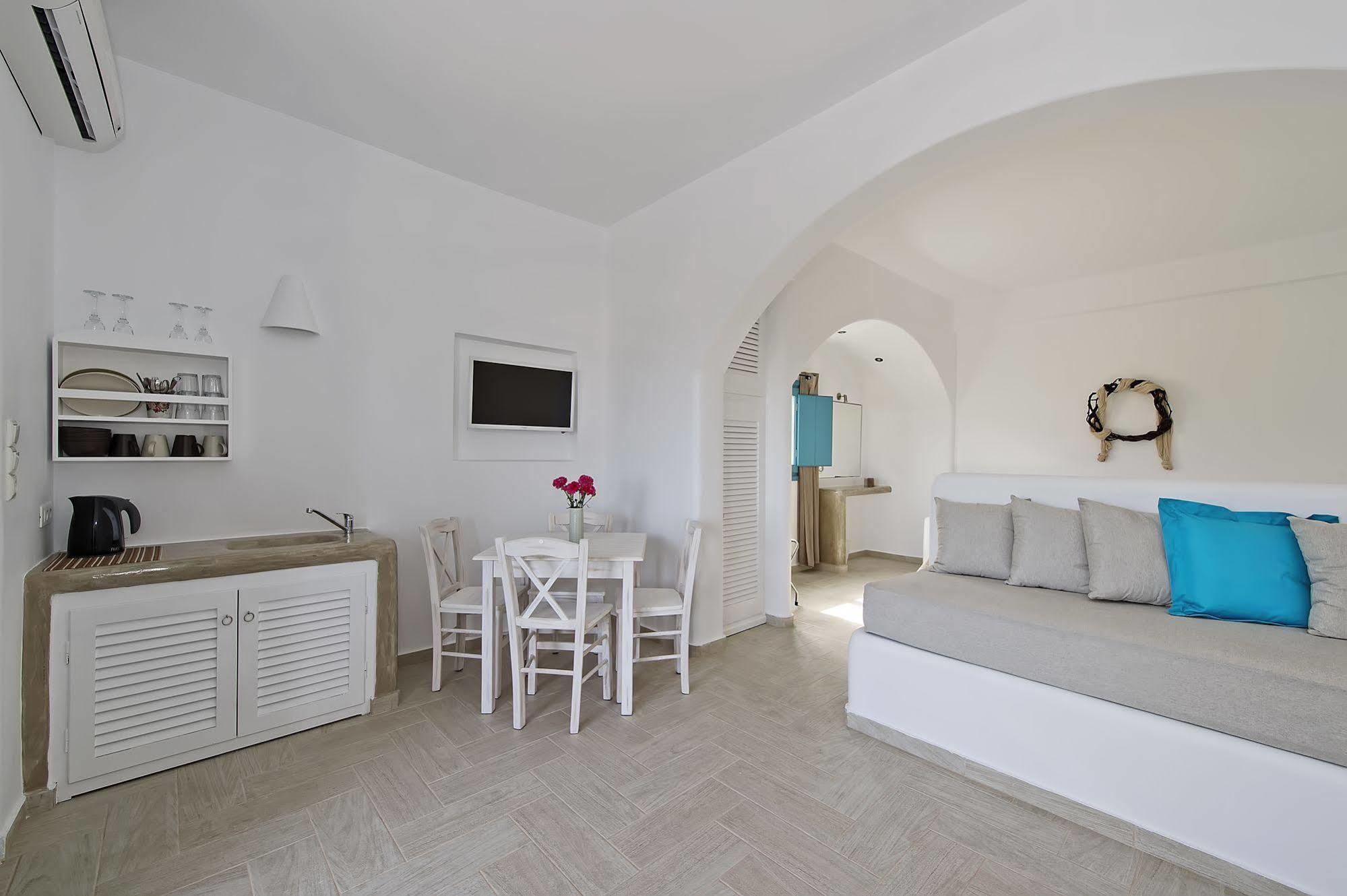 Hotel Alizea &
