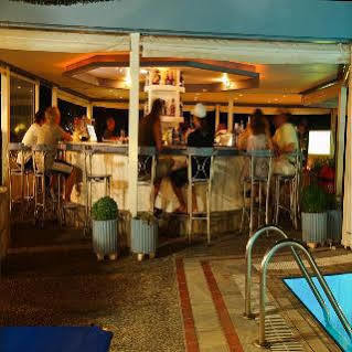 Muses Hotel Koukounaries