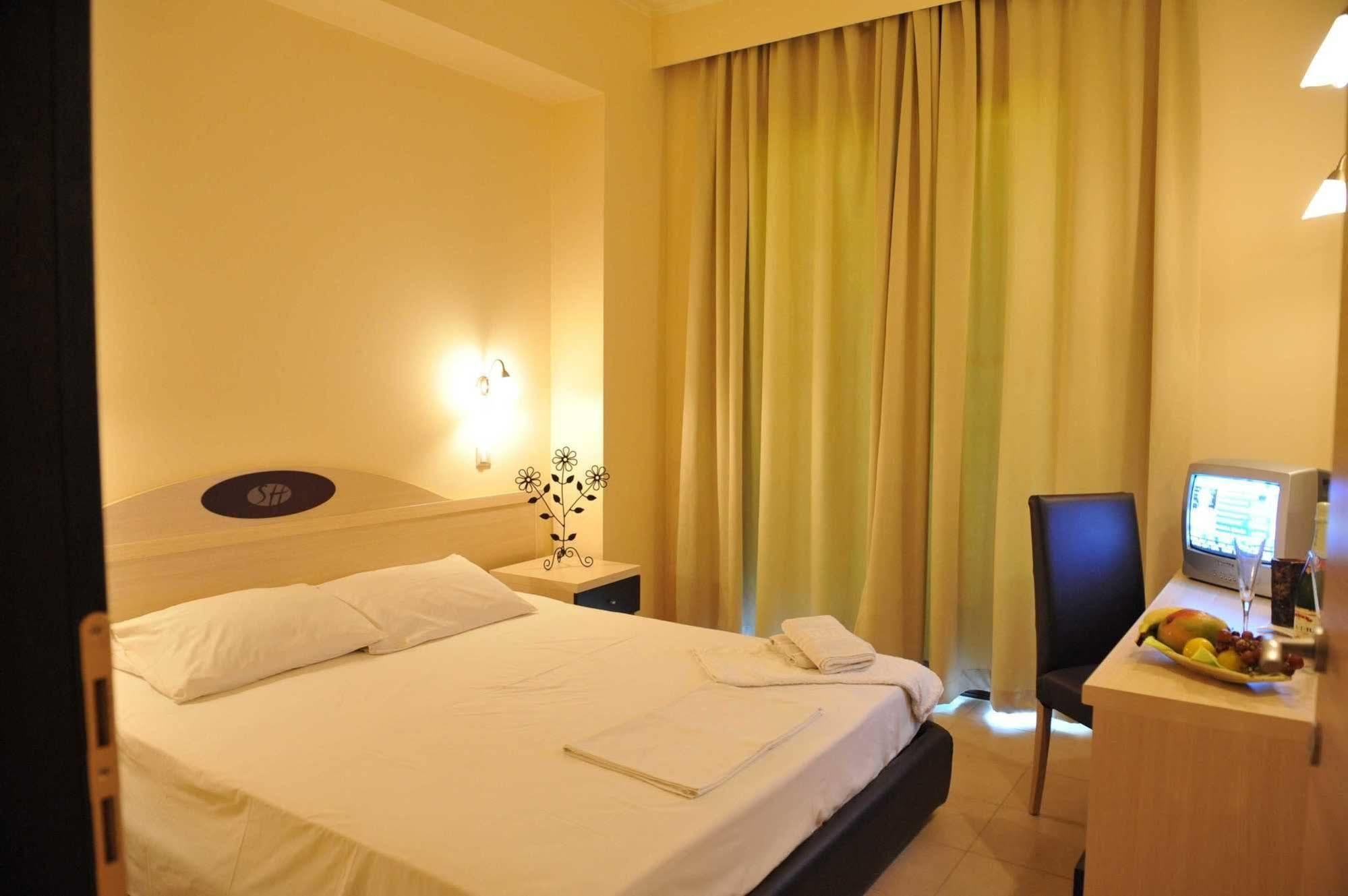 Hotel Santa Helena 3*
