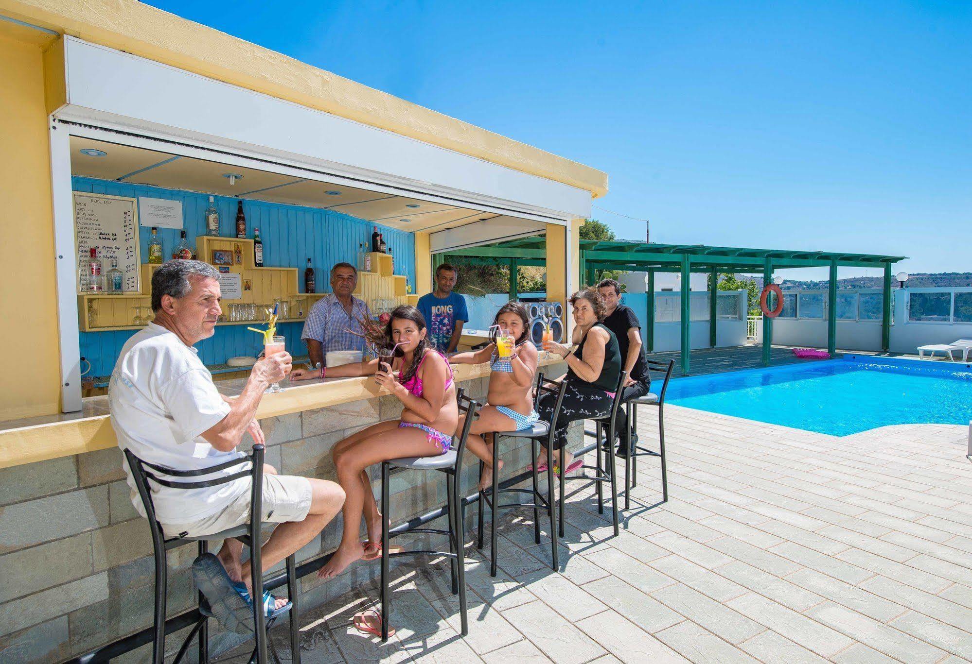 Anagros Hotel 2*