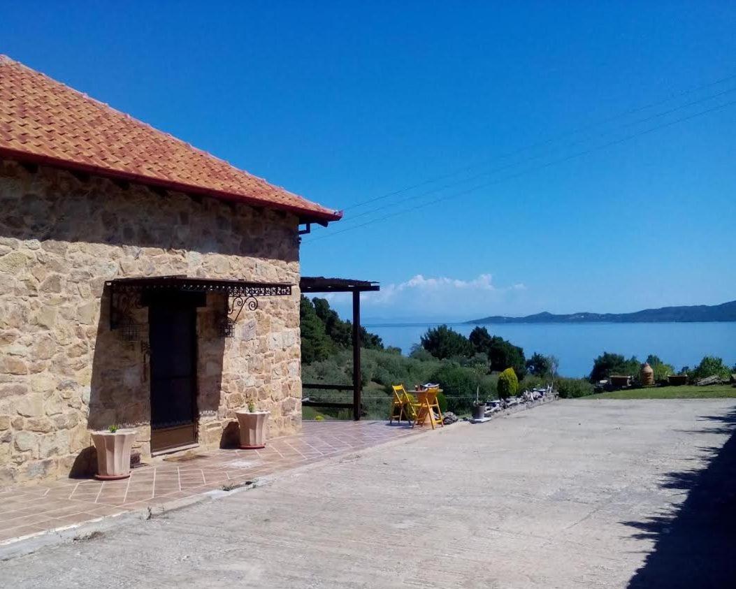 Stonehouse & Casa Al Sole E Al Mare Holiday home *