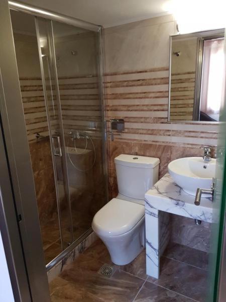 Lili Hotel Gazi