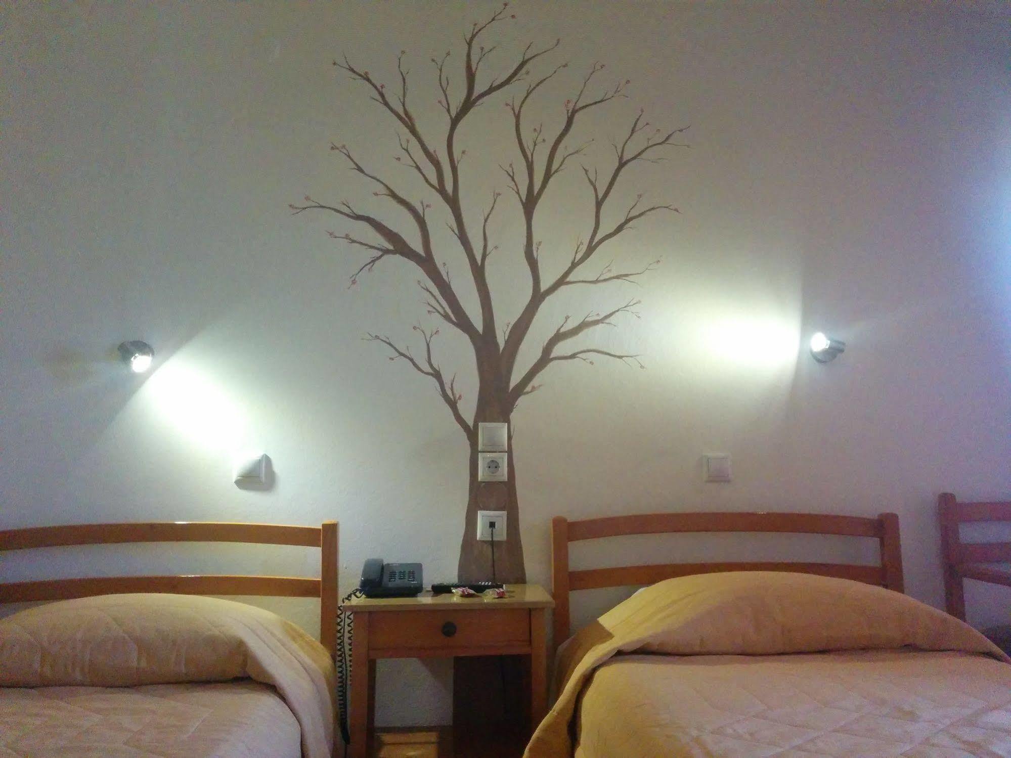Atlantis 2* Corfu (city)