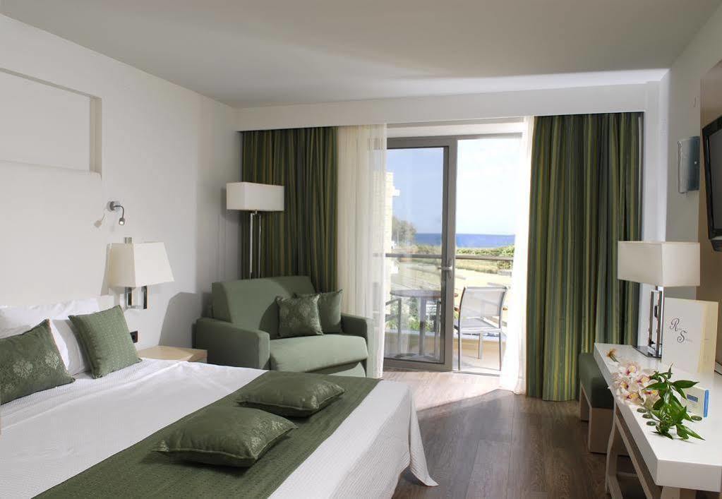 Minos Mare Royal Hotel 5*