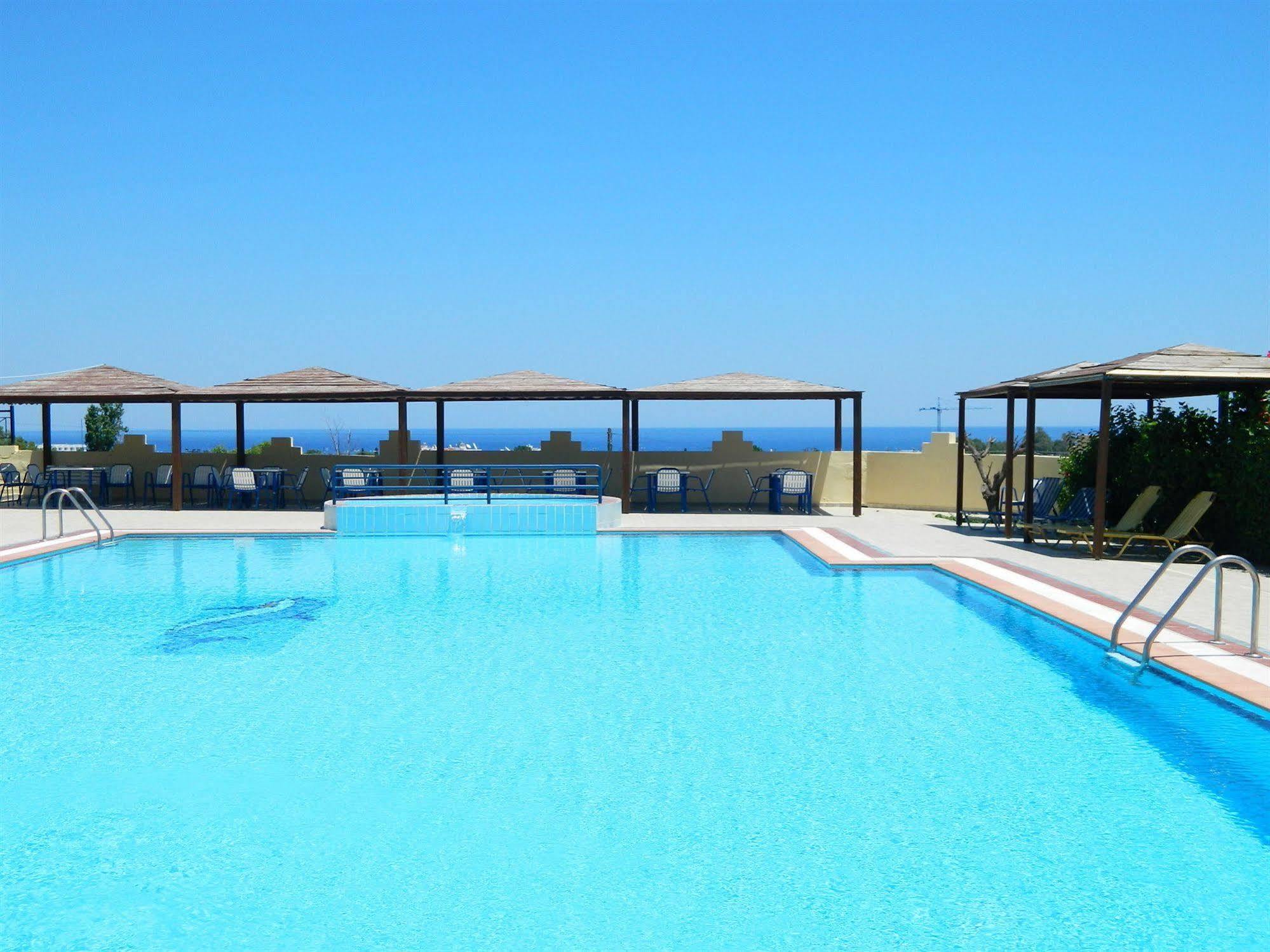 Hotel Telhinis & 2*
