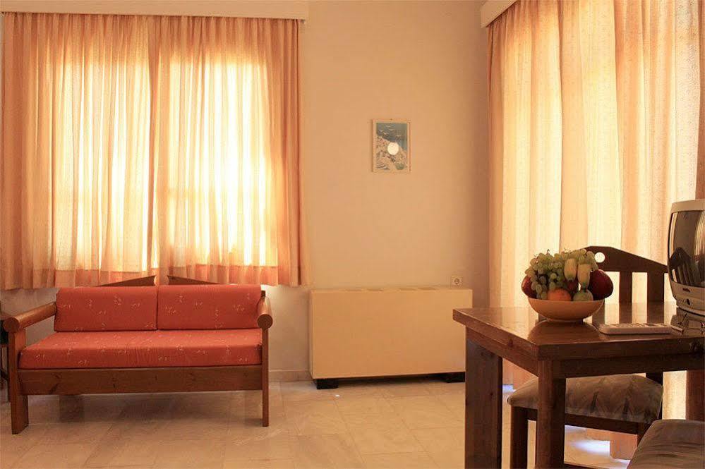 Calypso Hotel 2*
