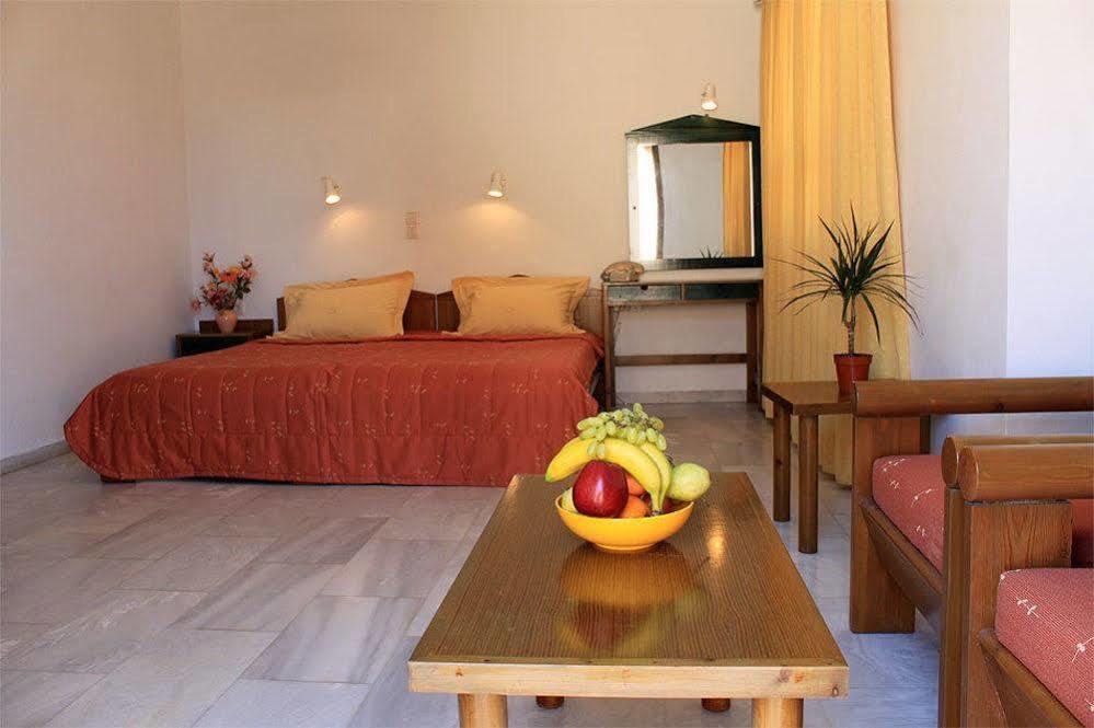 Calypso Hotel 2*