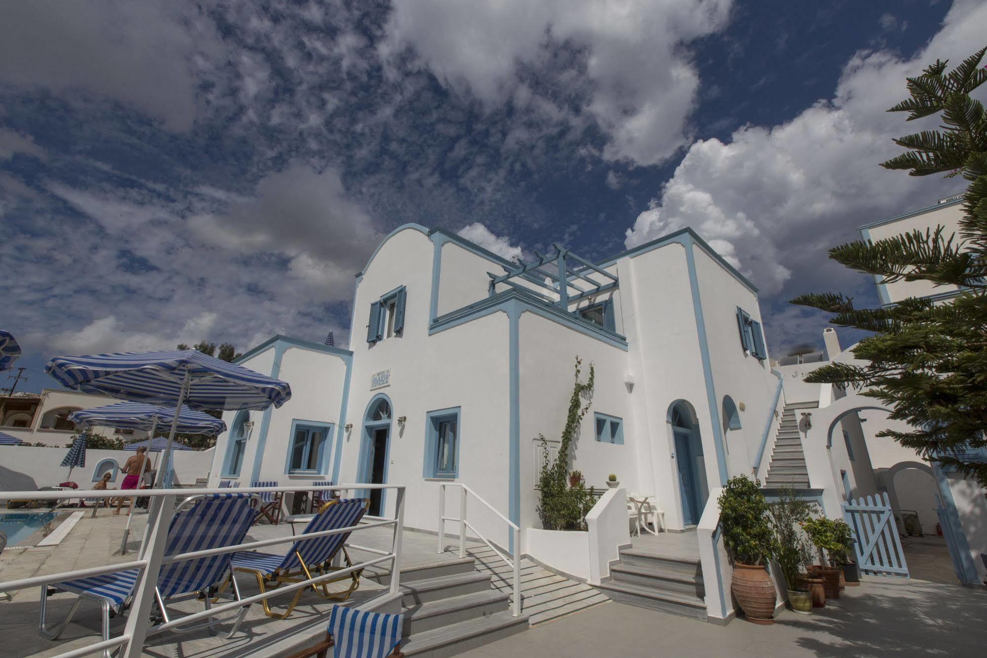 Aparthotel Preka Maria Kamari (Santorini)