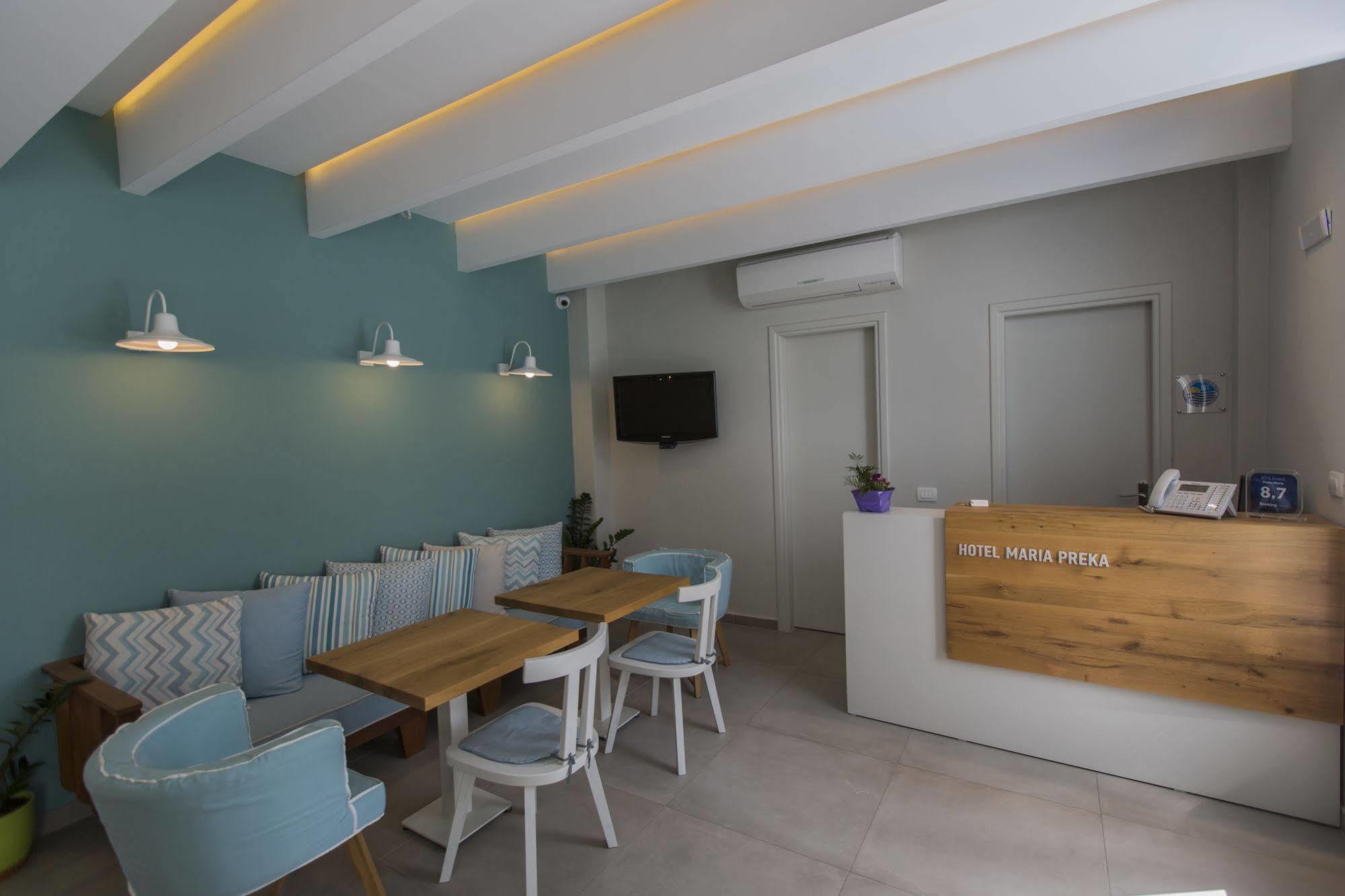 Preka Maria 2* Kamari (Santorini)