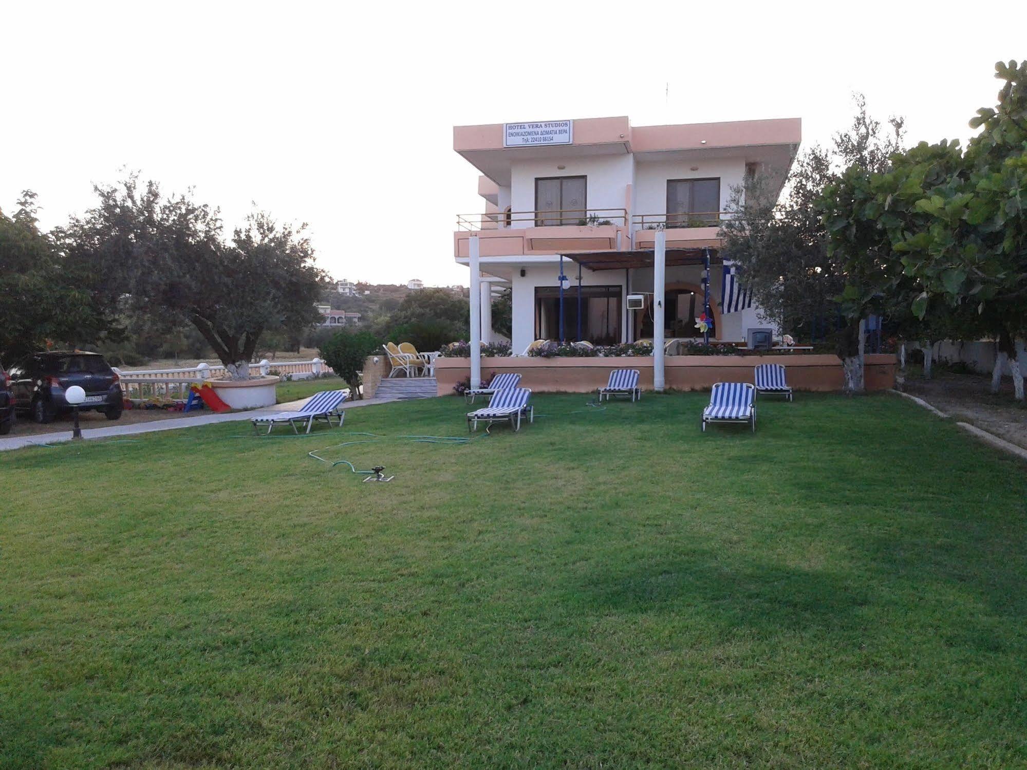 Vera Aparthotel 2*