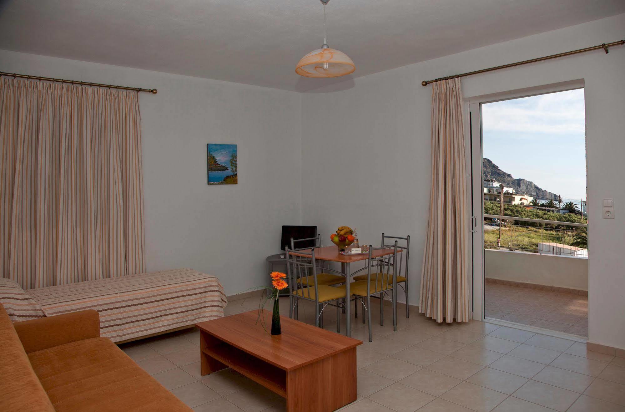 Aparthotel Manolis Malia (Crete)