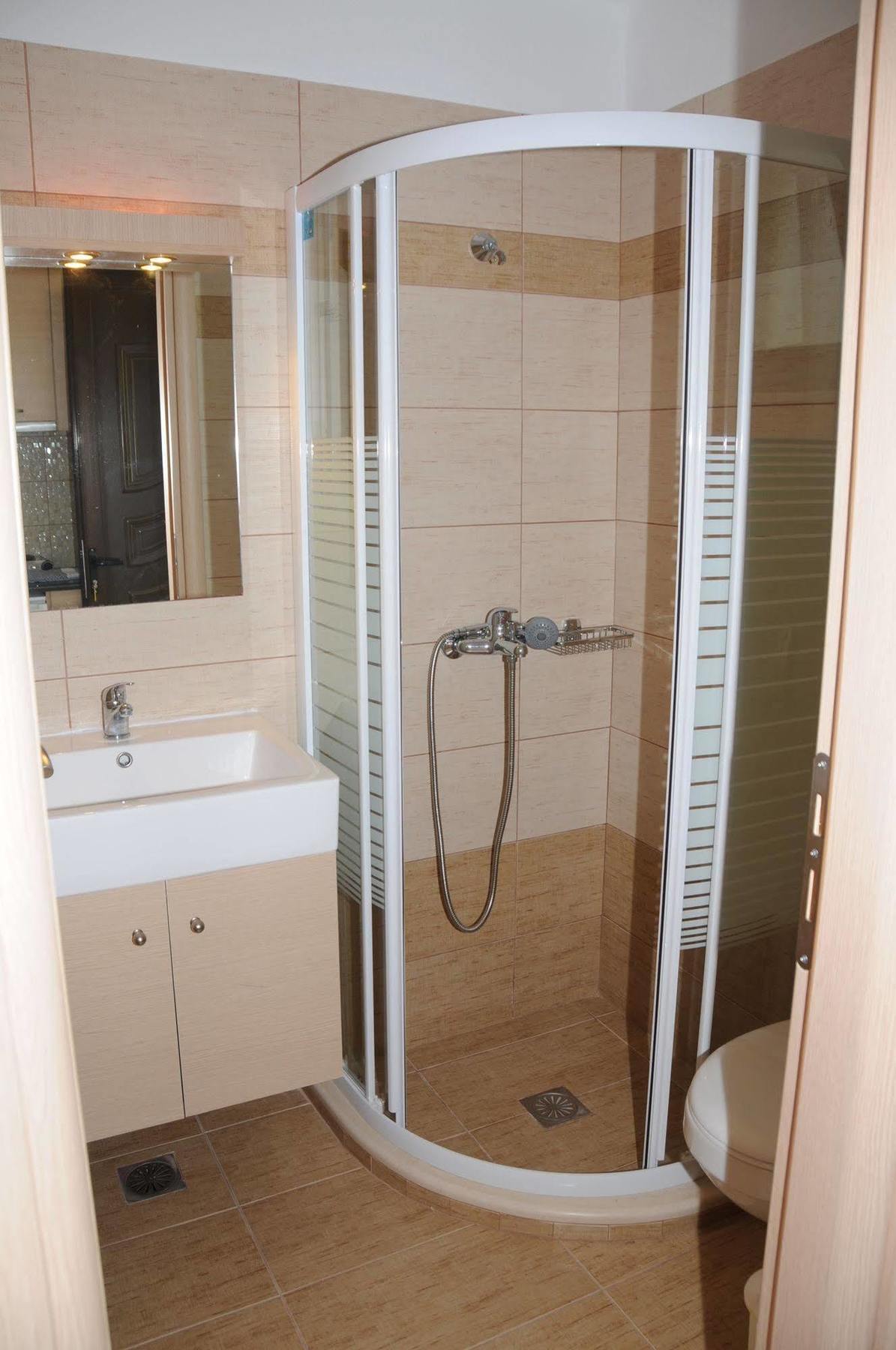 Manolis Aparthotel
