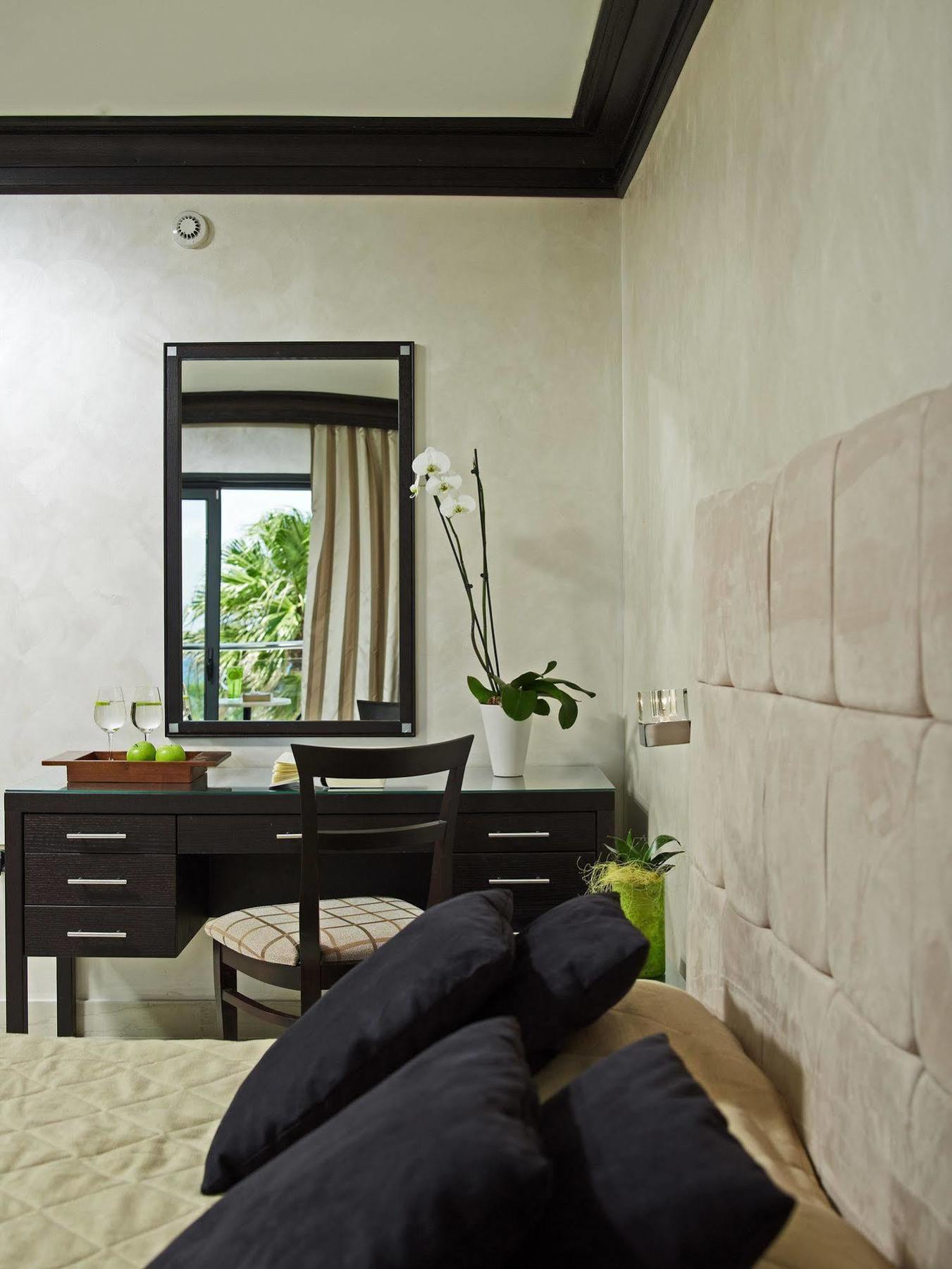 Mitsis Resort 5*