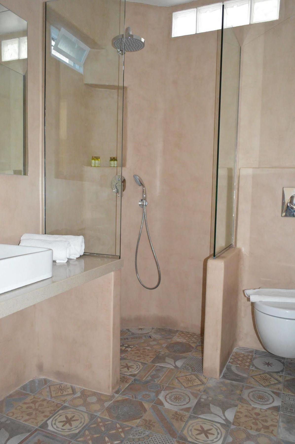 Panthea Aparthotel