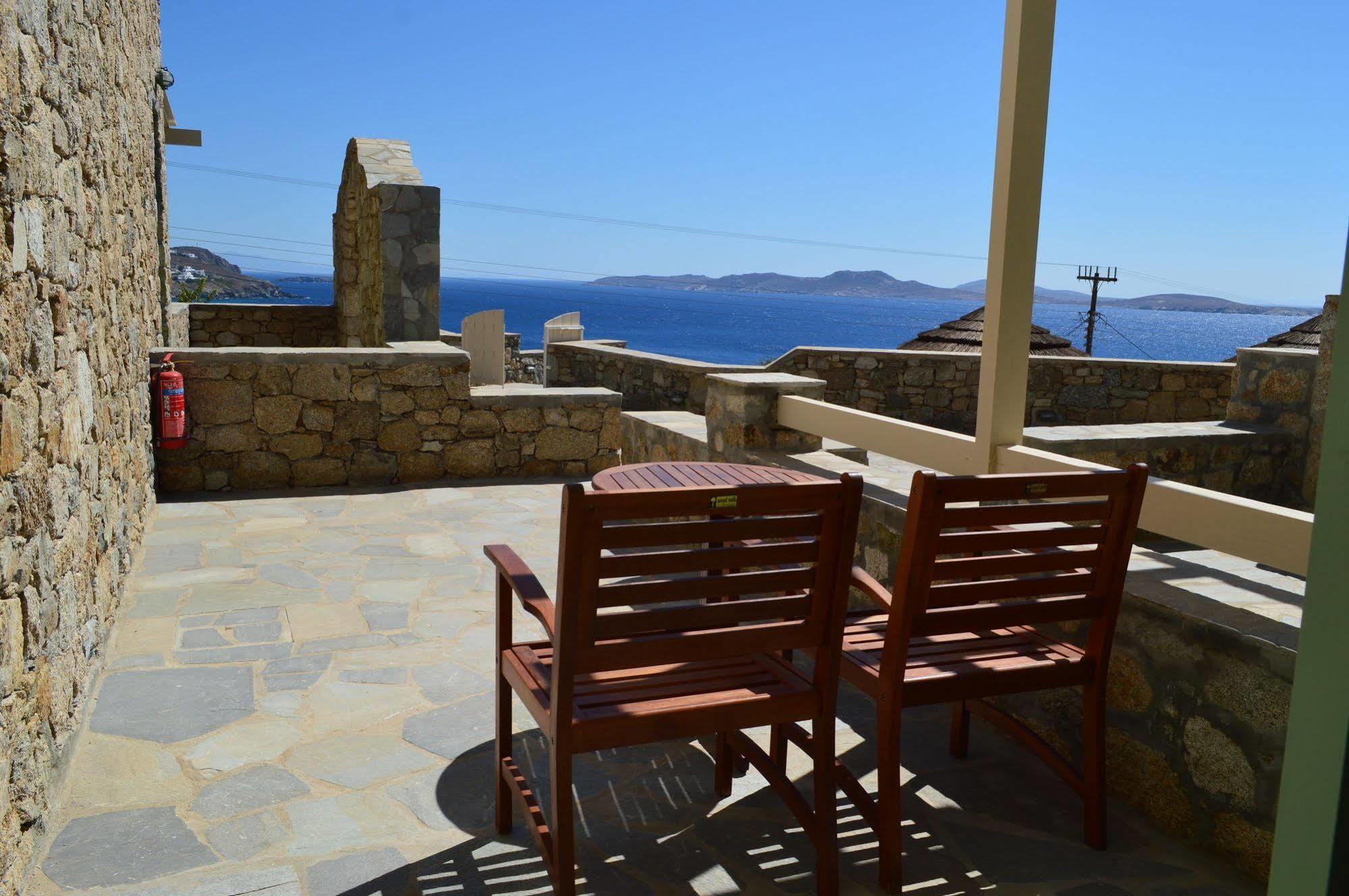 Panthea Aparthotel