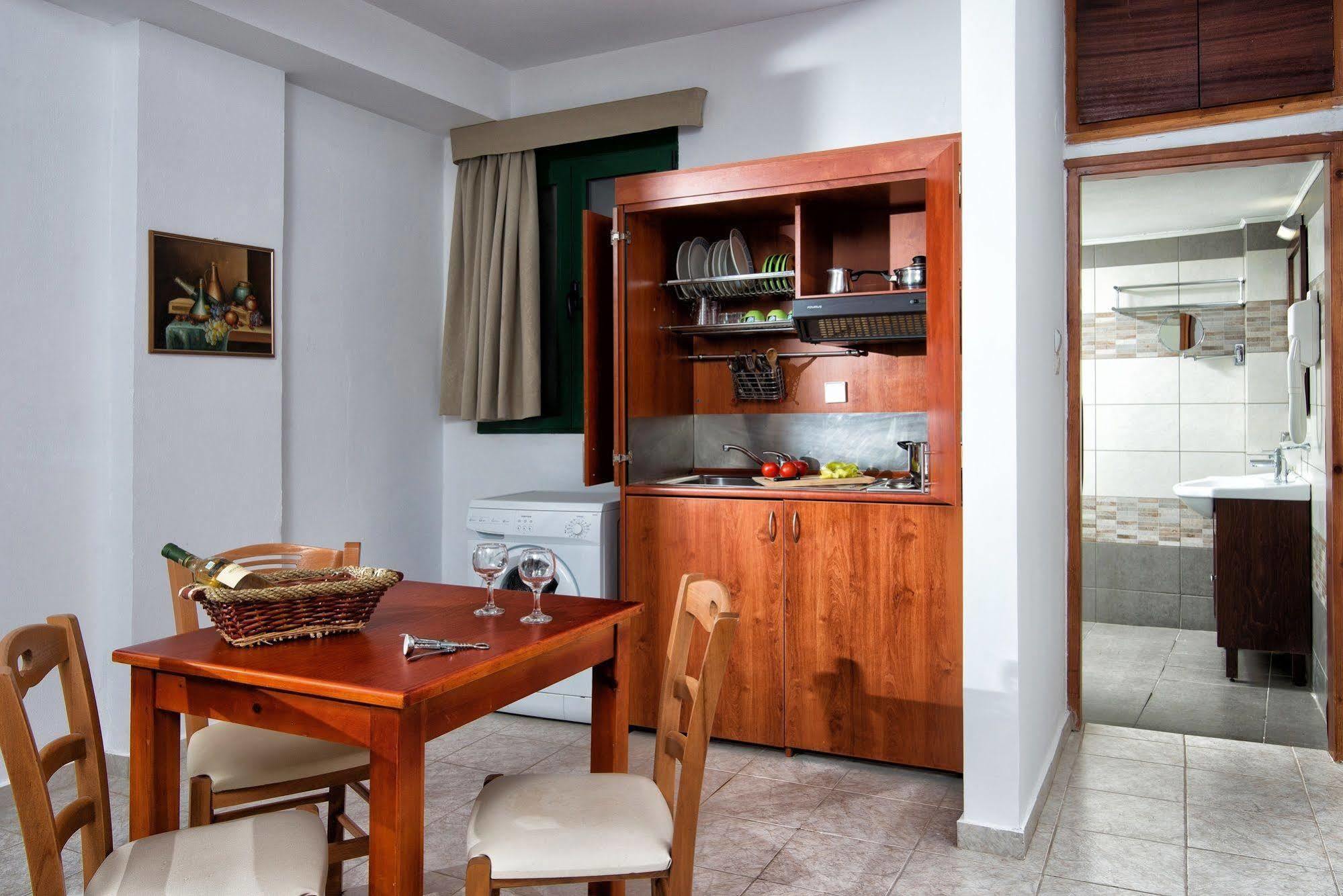 Erofili Aparthotel Hersonissos (Crete)
