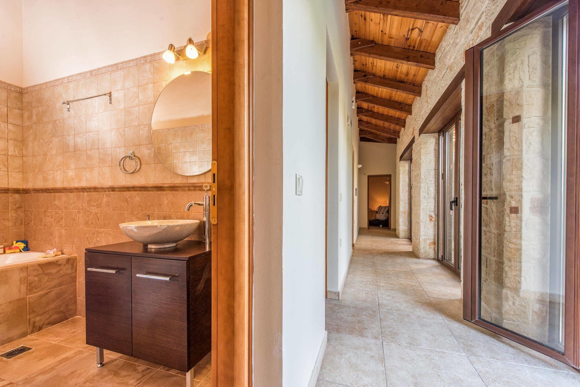 Astarte - Kyveli Villa Vanato