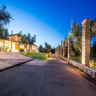 Astarte Villas - Istar Villa With Tennis Court *
