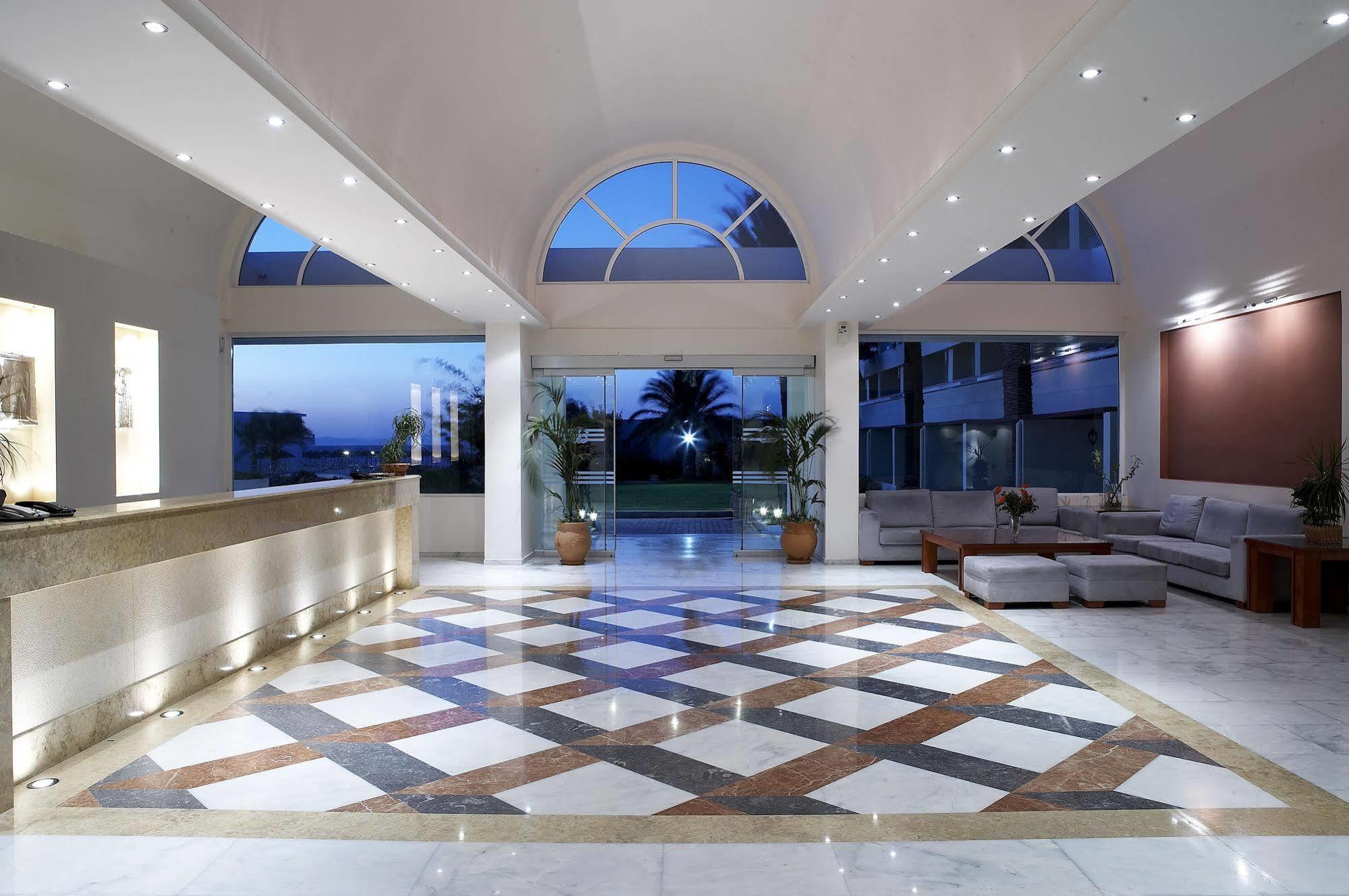 Avra Beach Ixia (Rhodes)