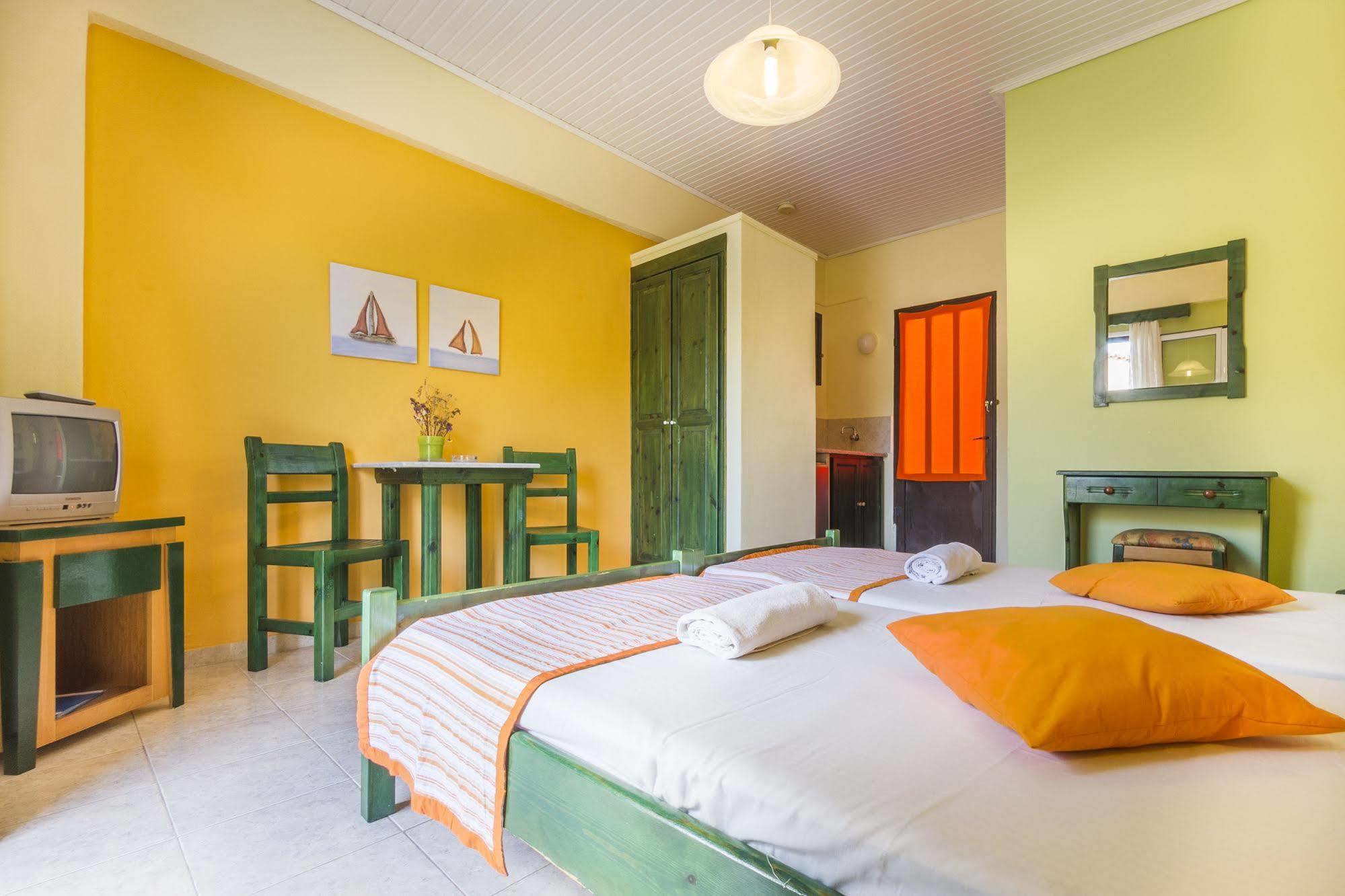 Aparthotel Two Brothers & Apts 3*