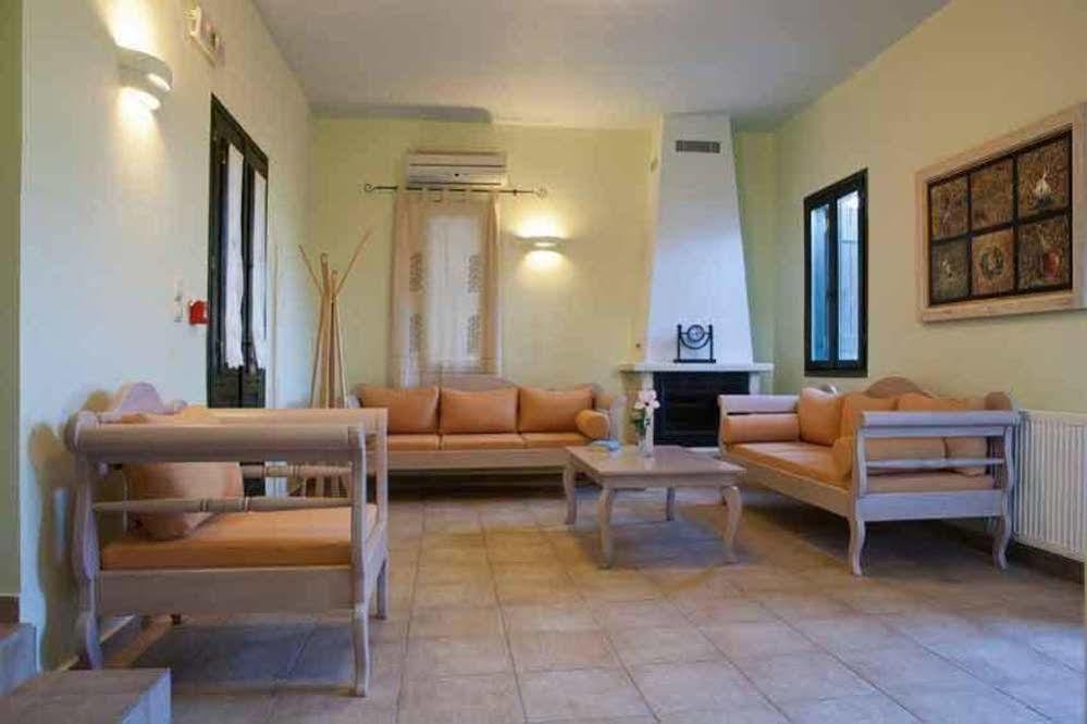 Agathes Traditional Houses Guest house Kastellos