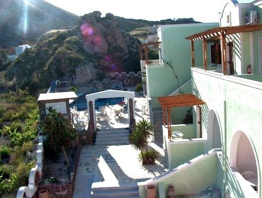 Apartment Black Kamari (Santorini)