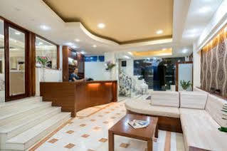Hotel Apollo 3*