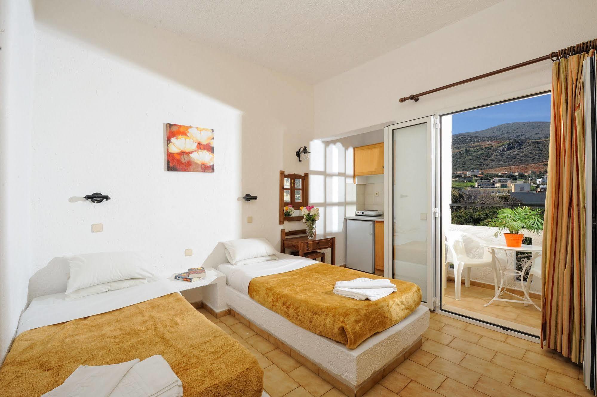 Hotel Stelios 2*