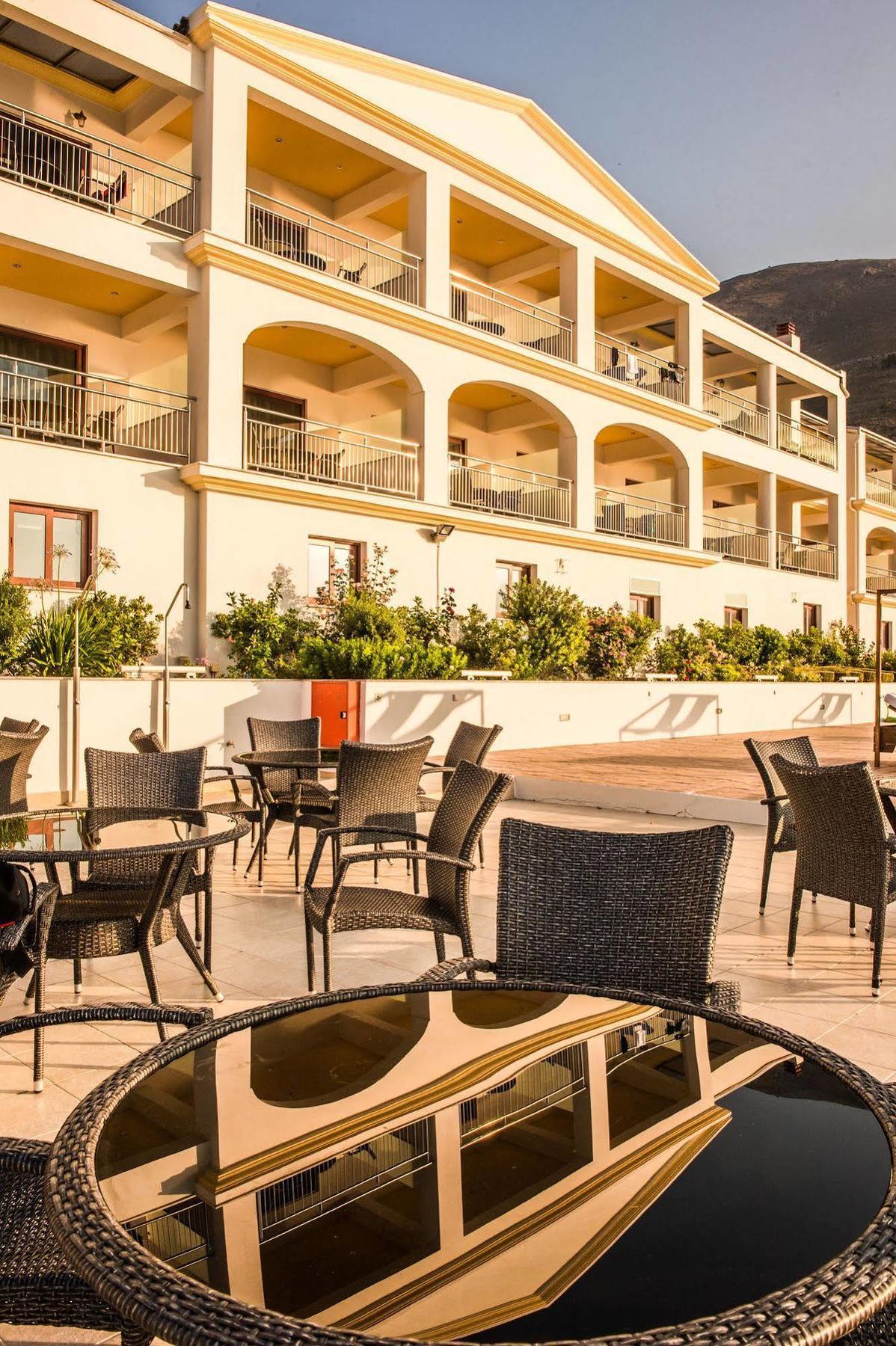 Hotel Odyssey Hotel & Spa 4*