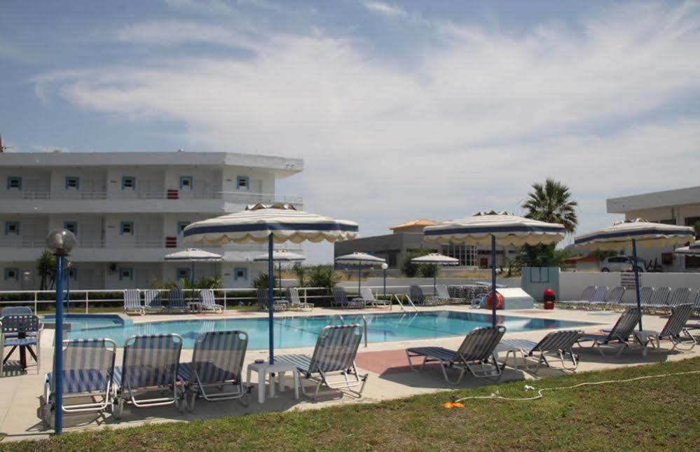 Lagonas Aparthotel 2*