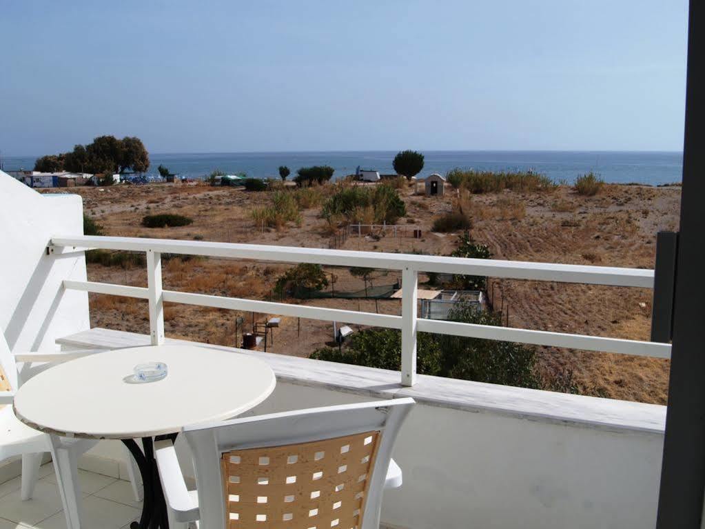 Lagonas Aparthotel 2*
