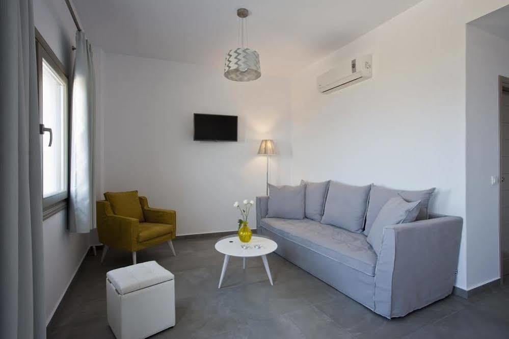 Aparthotel Nemesis Fira (Santorini)