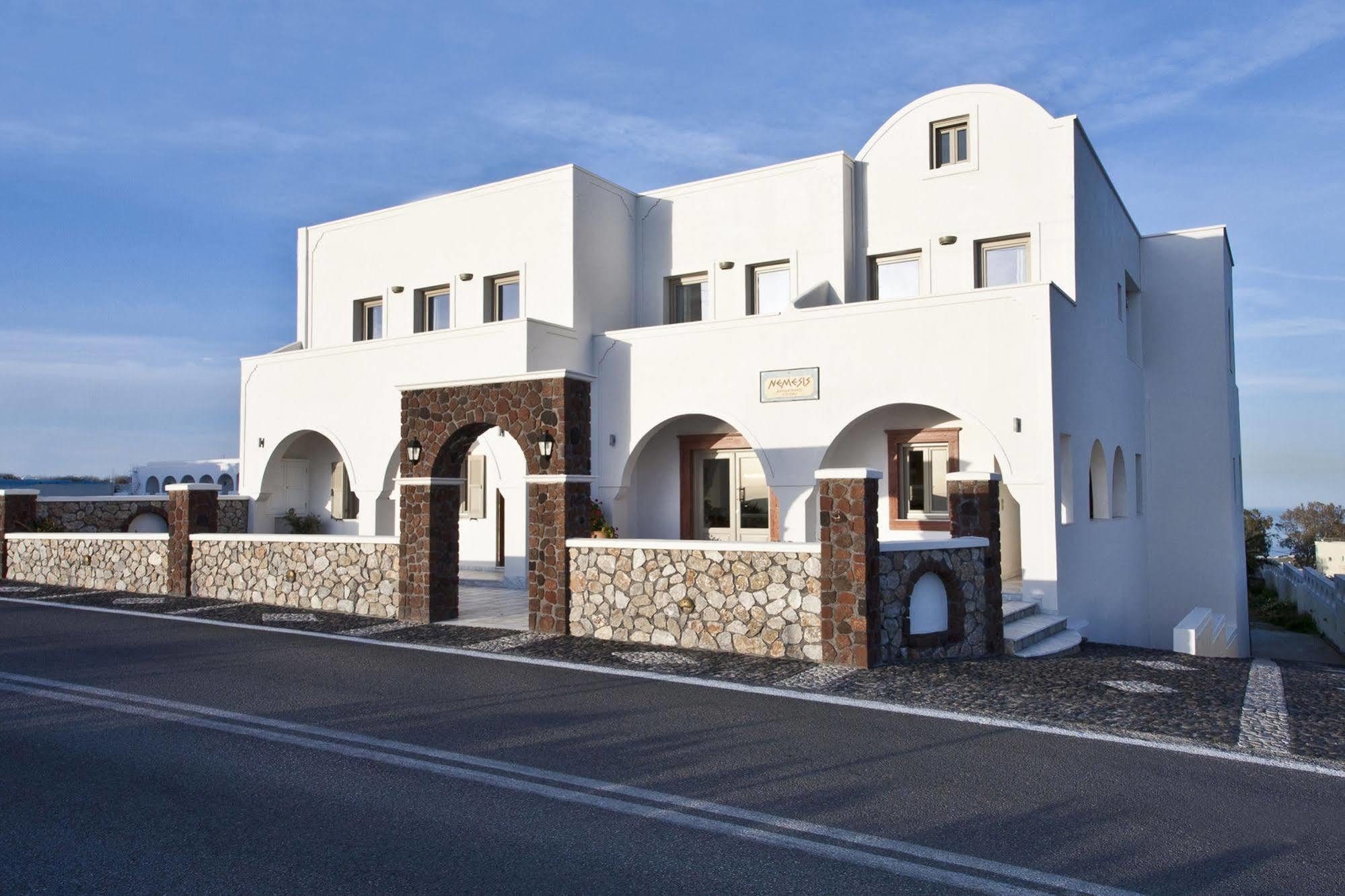 Nemesis Aparthotel Fira (Santorini)