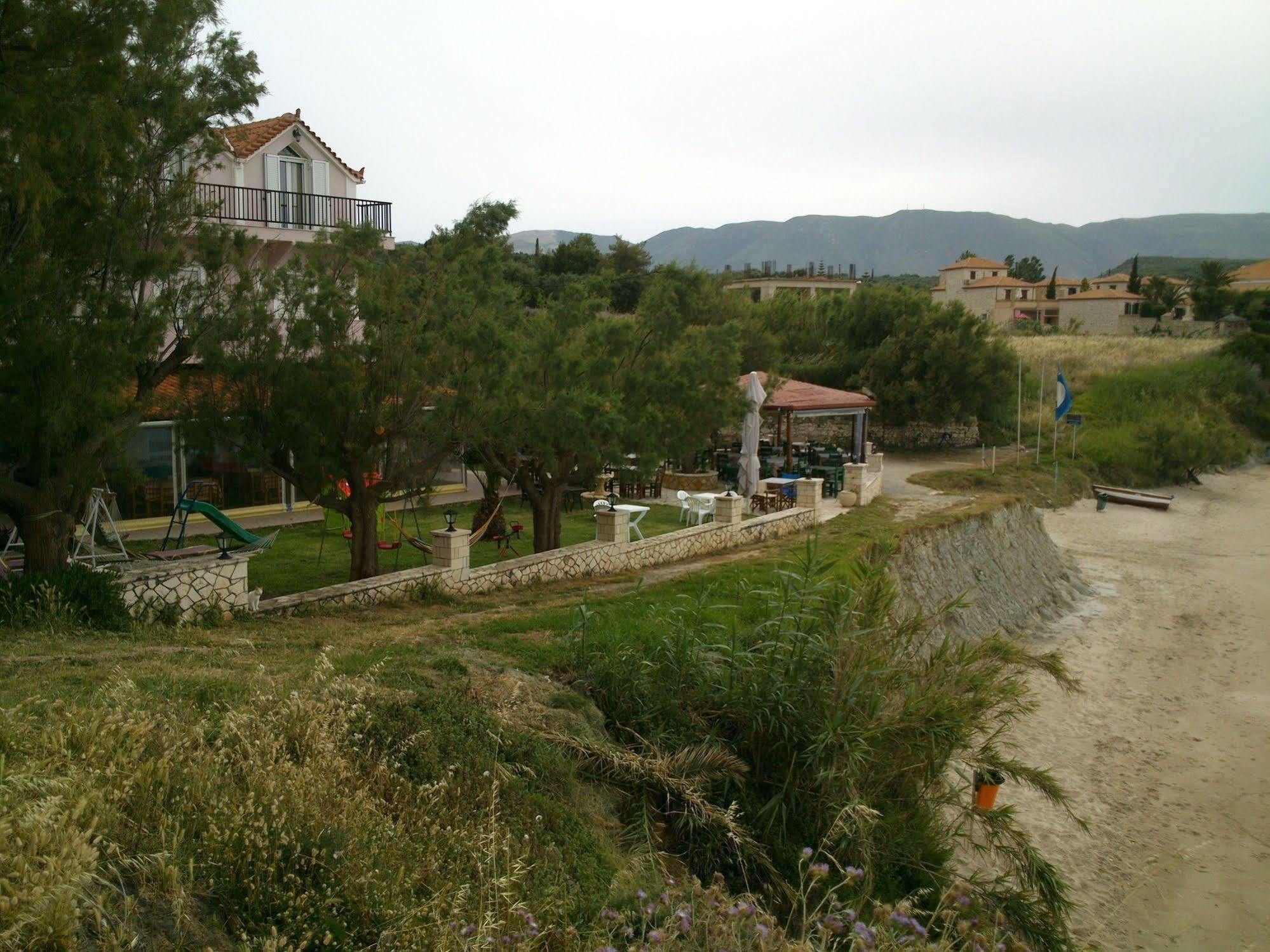 Apartment Kavos Psarou & *