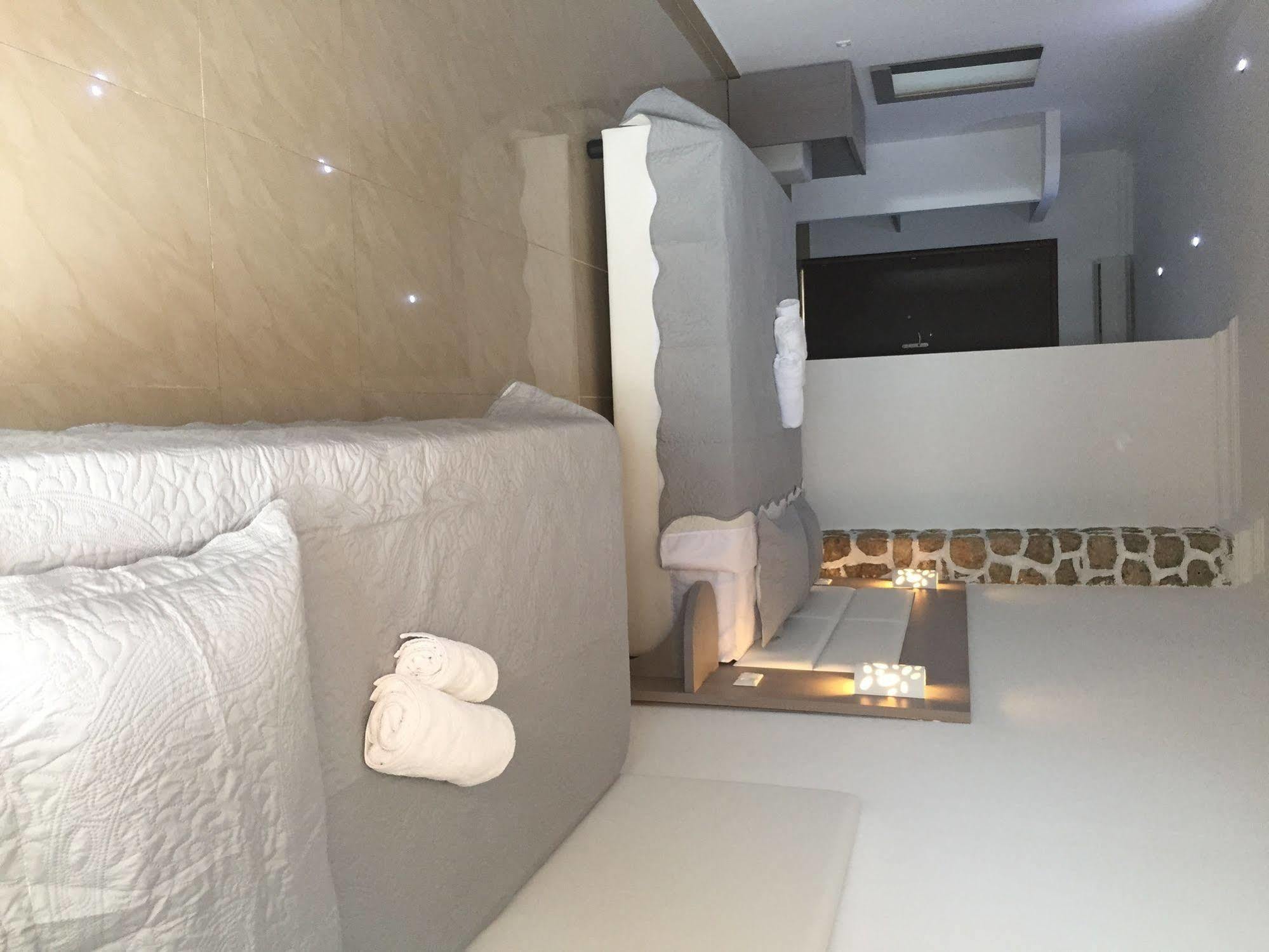 Aquarius Aparthotel