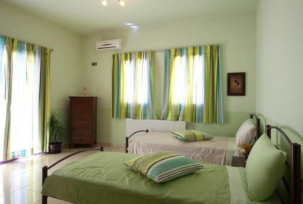 Spiti Louloudis Villa