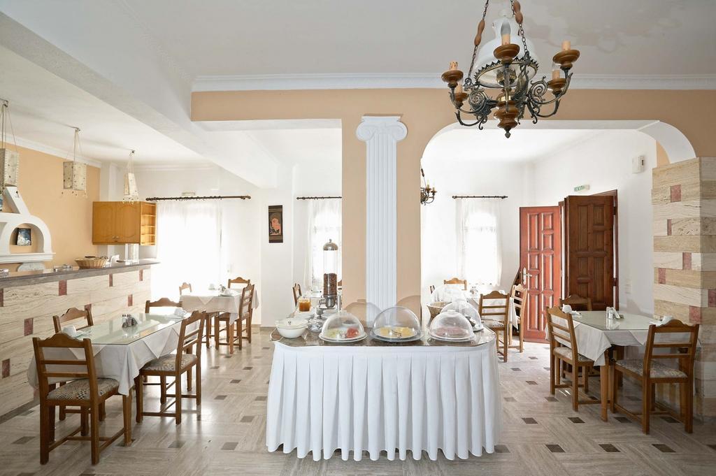 Black Kamari (Santorini)