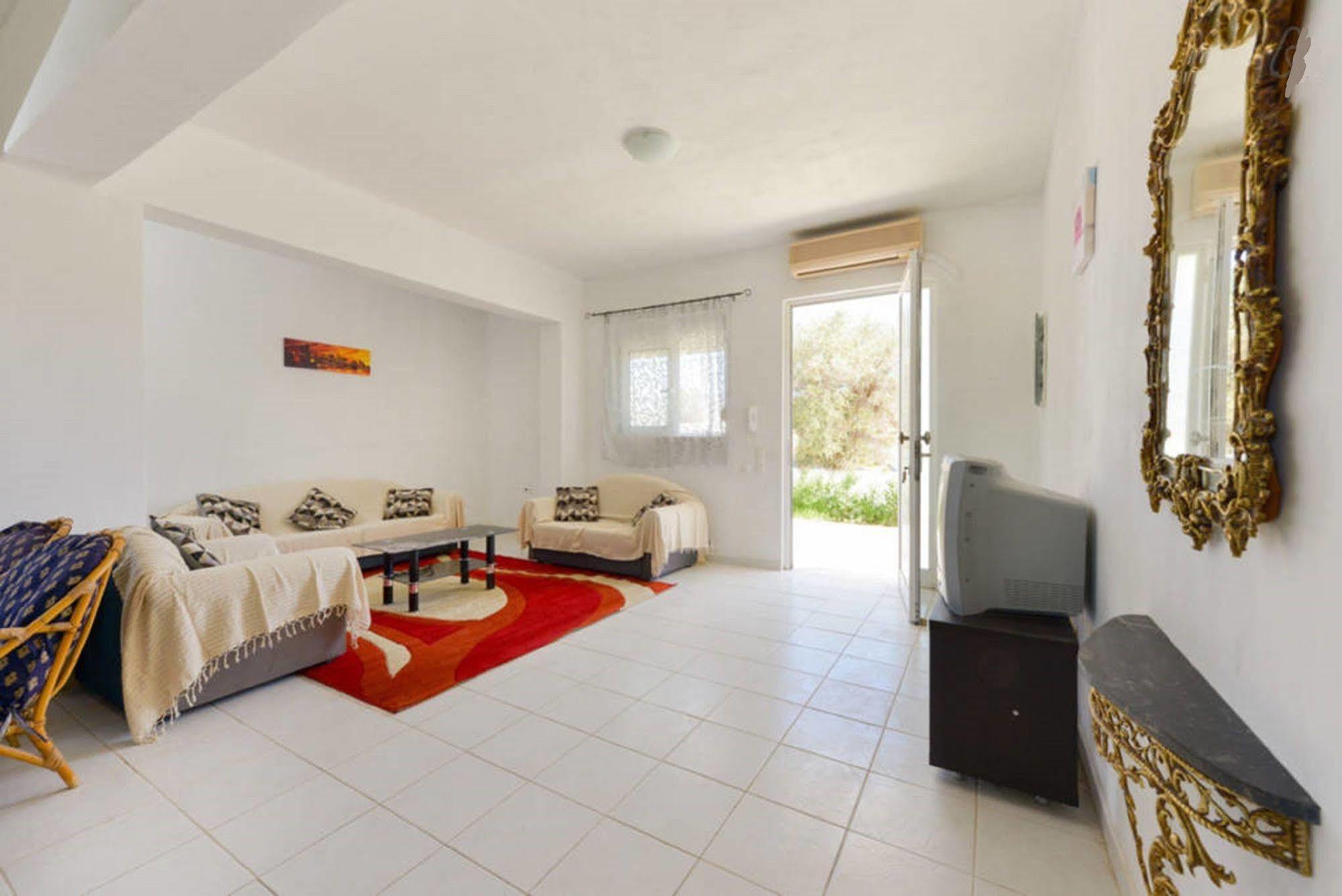 Paradise Apartment *
