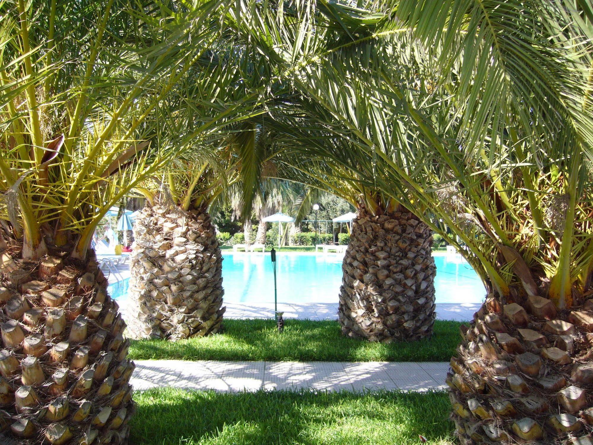 Hotel Nina 3*