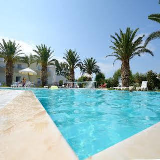 Aslanis Village *
